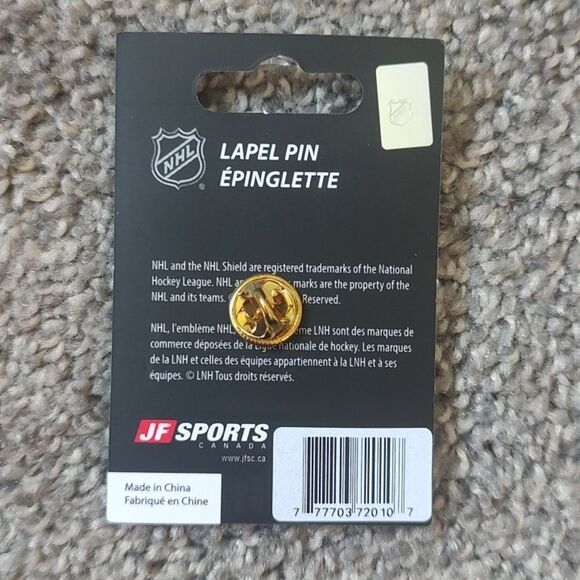 Brand New Ottawa Senators Logo Lapel Pin - Picture 5 of 5